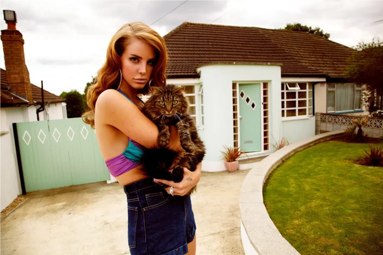 Video Games Lana Del Rey: Story, Meaning & Legacy